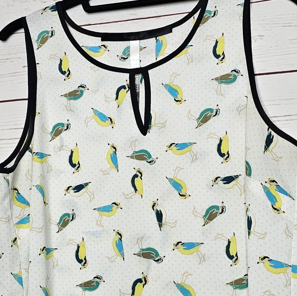 Kensie Bird Pattern Sleeveless Top - Picture 3 of 11